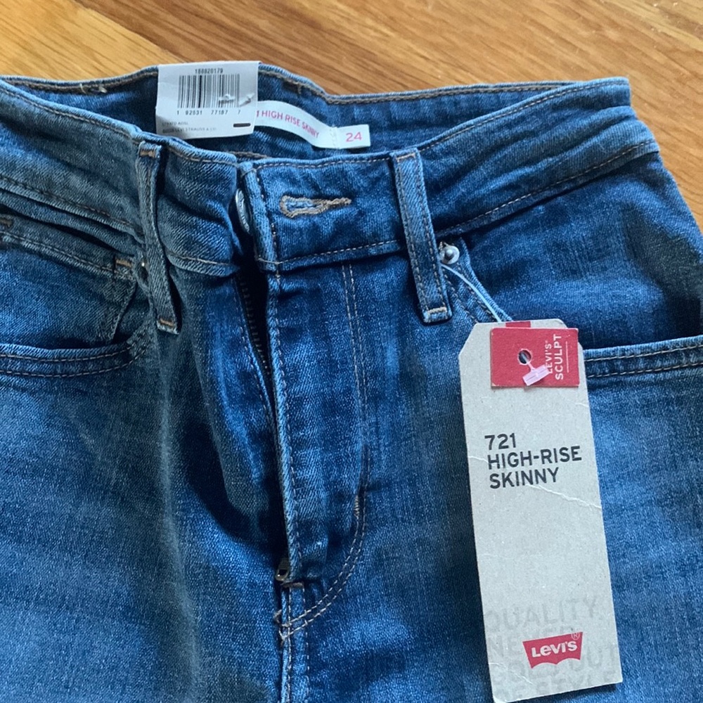 Levi’s 721 High Rise Skinny